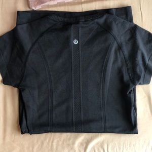 Lululemon swiftly tee